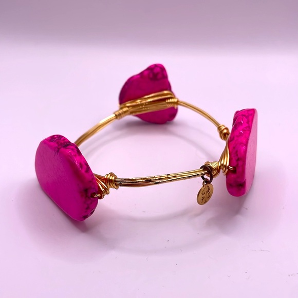 Gold Tone Fuchsia Pink Large Beaded Statement Bracelet - Picture 2 of 3